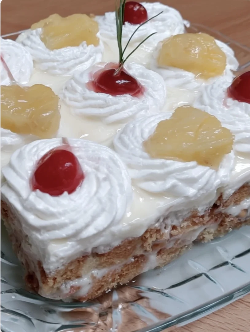 Easy Piña Colada Carlota