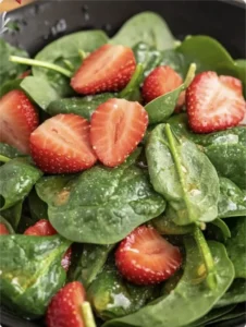 ✨ Fresh Strawberry Spinach Salad