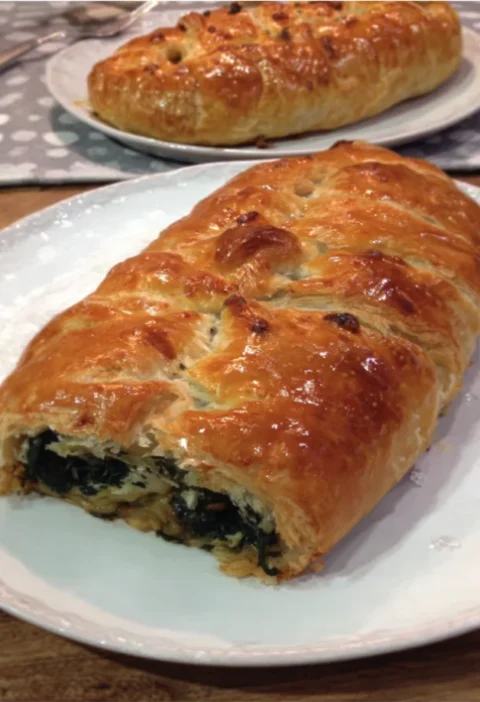 Golden Spinach & Cheese Puff Pastry