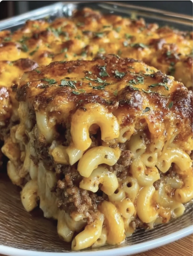 Mac and Cheese Meatloaf Casserole