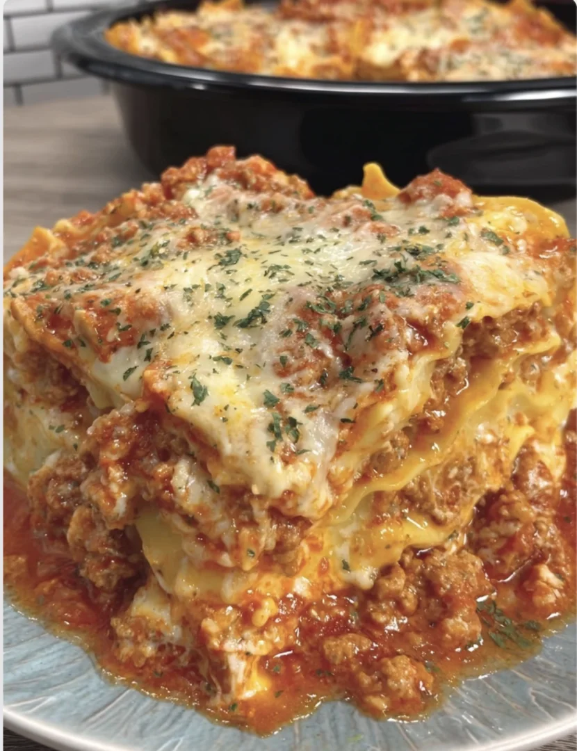 Slow-Cooked Crockpot Lasagna