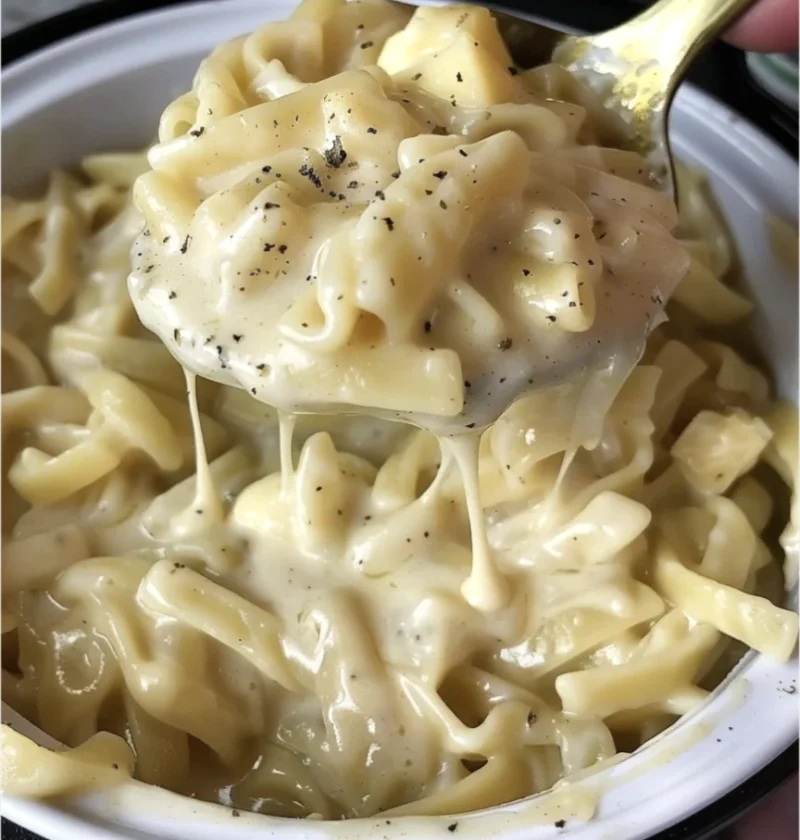 Slow Cooker Creamy Buttered Noodles