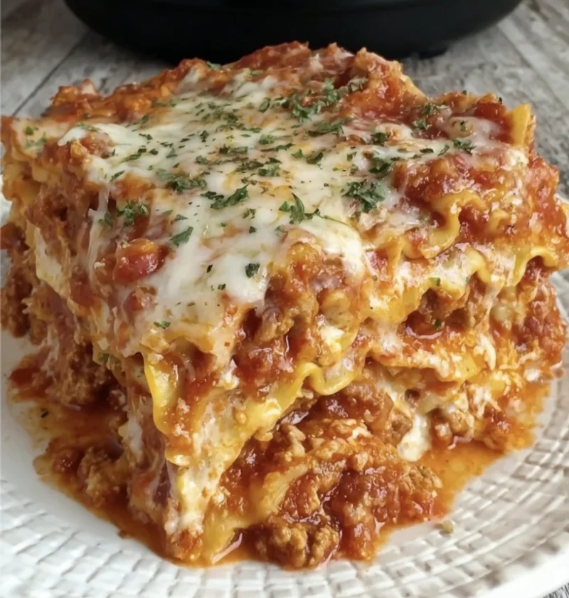 Ultimate Crockpot Lasagna