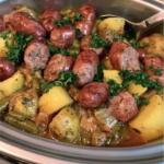 Slow Cooker Amish Sausage Chowder Recipe – Creamy, Hearty, and Easy Comfort Food