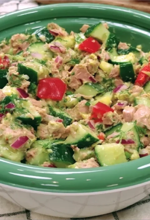 Mediterranean Tuna Cucumber Salad