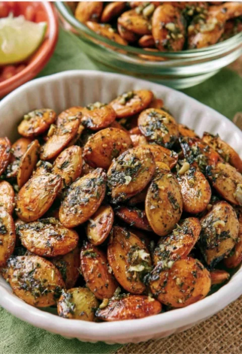 roasted pumpkin seeds
