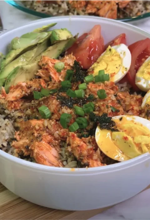 salmon rice bowl