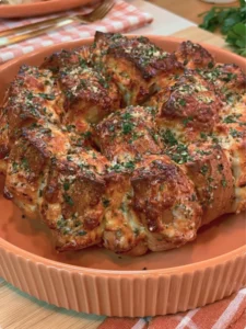 Garlic Parmesan Pull-Apart Bread