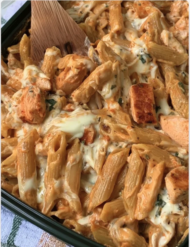 Cheesy Chicken Ranch Pasta