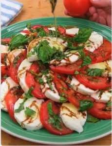 Classic Caprese Salad with Basil and Balsamic Glaze