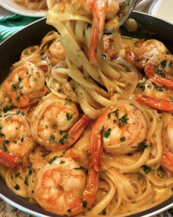 Garlic Lemon Butter Shrimp Pasta