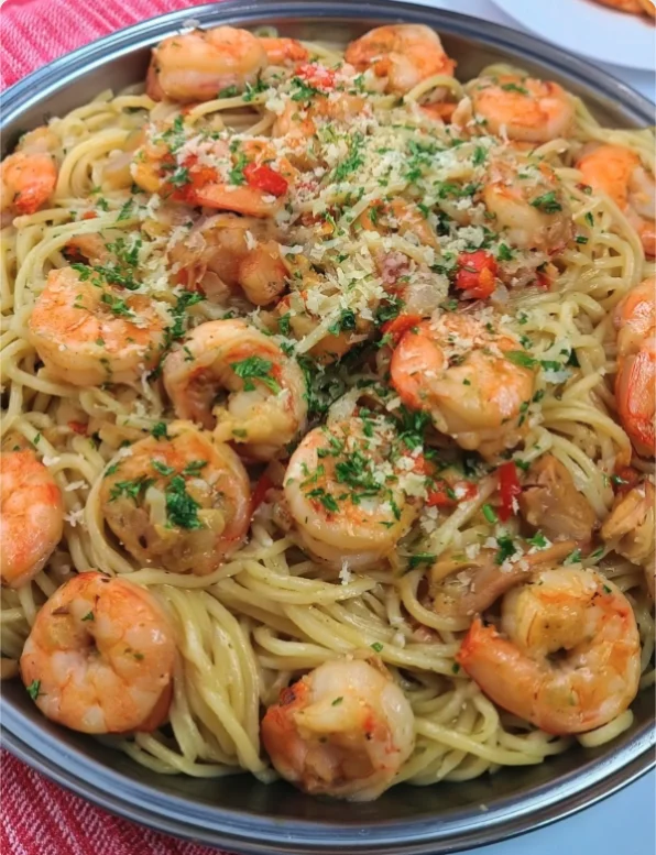 Light Seafood Pasta in White Wine Sauce